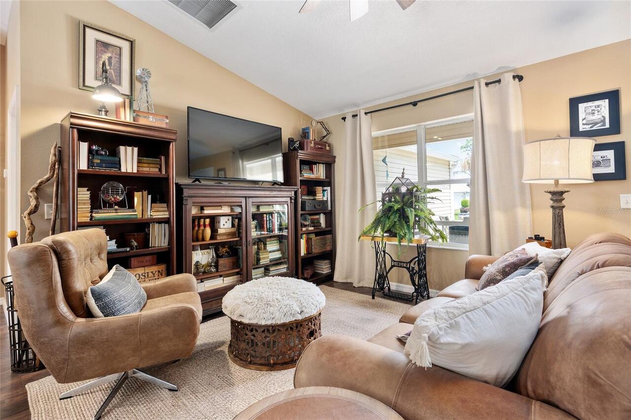 Listing Photo 19