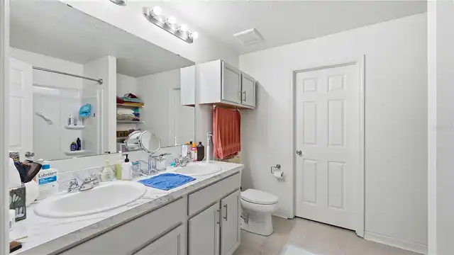 Listing Photo 18