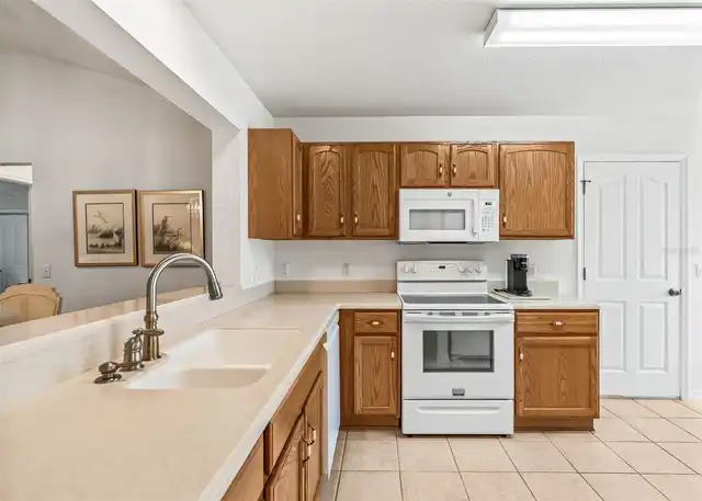 Listing Photo 14