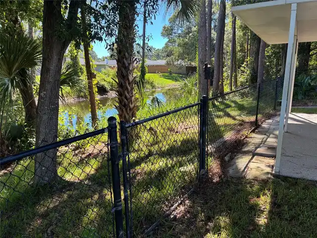 Listing Photo 10