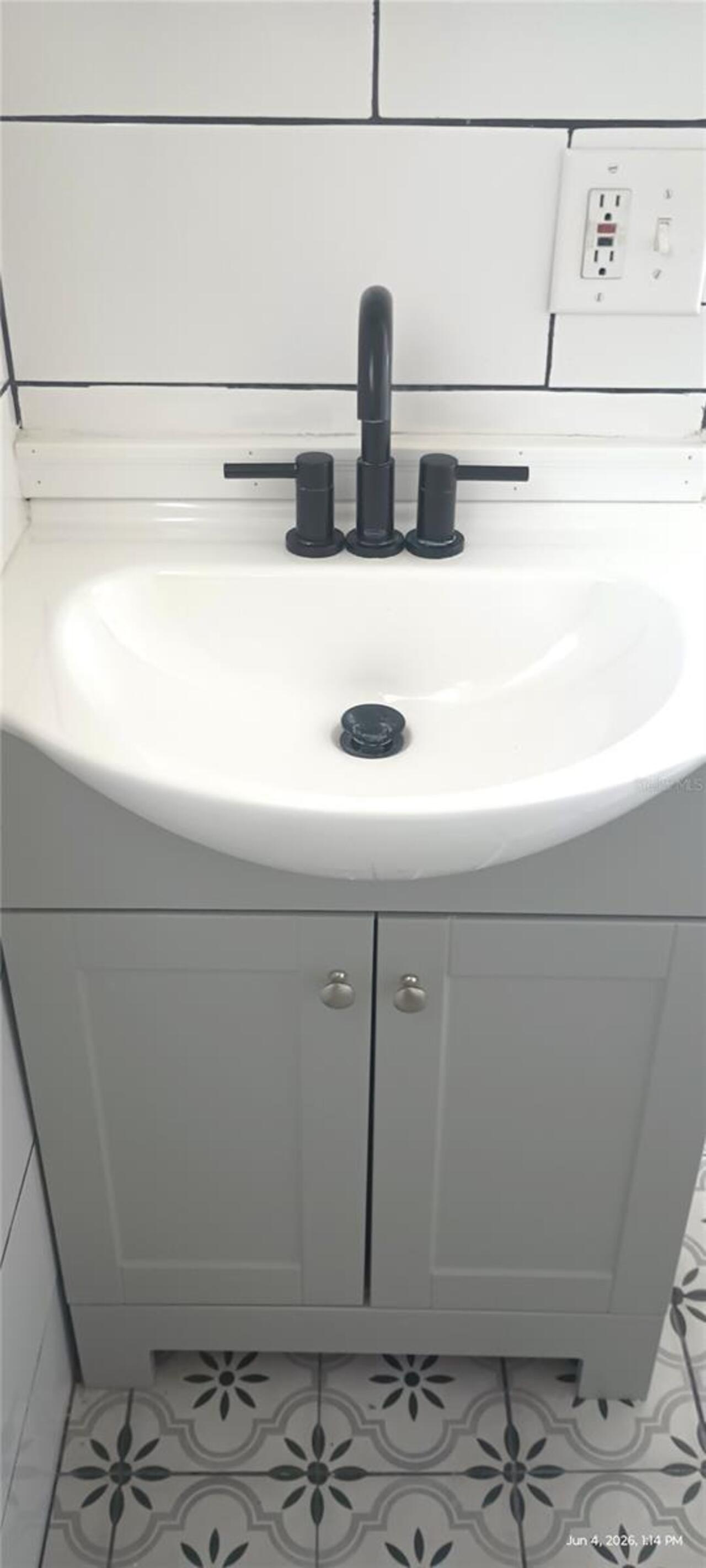 Listing Photo 11