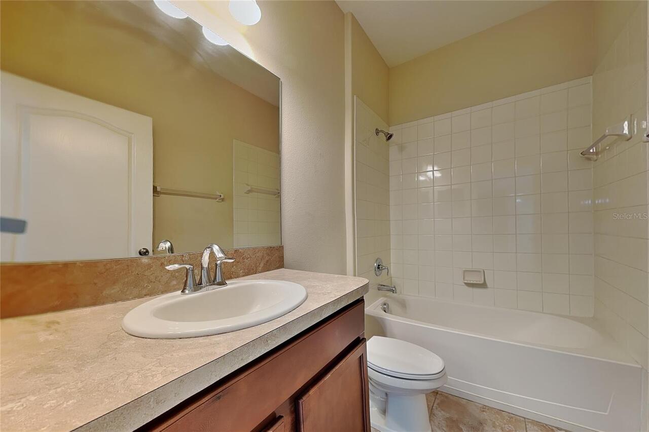 Listing Photo 14