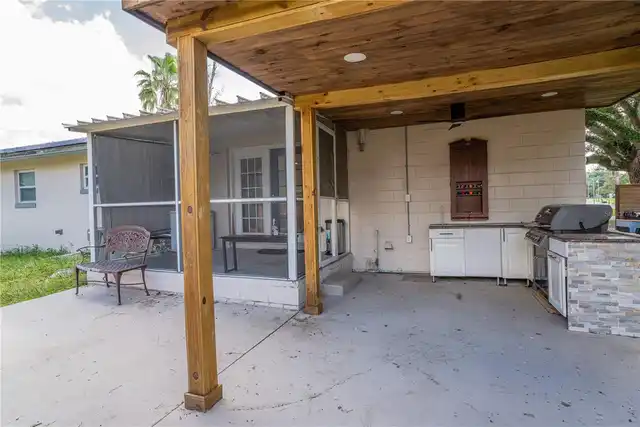 Listing Photo 21