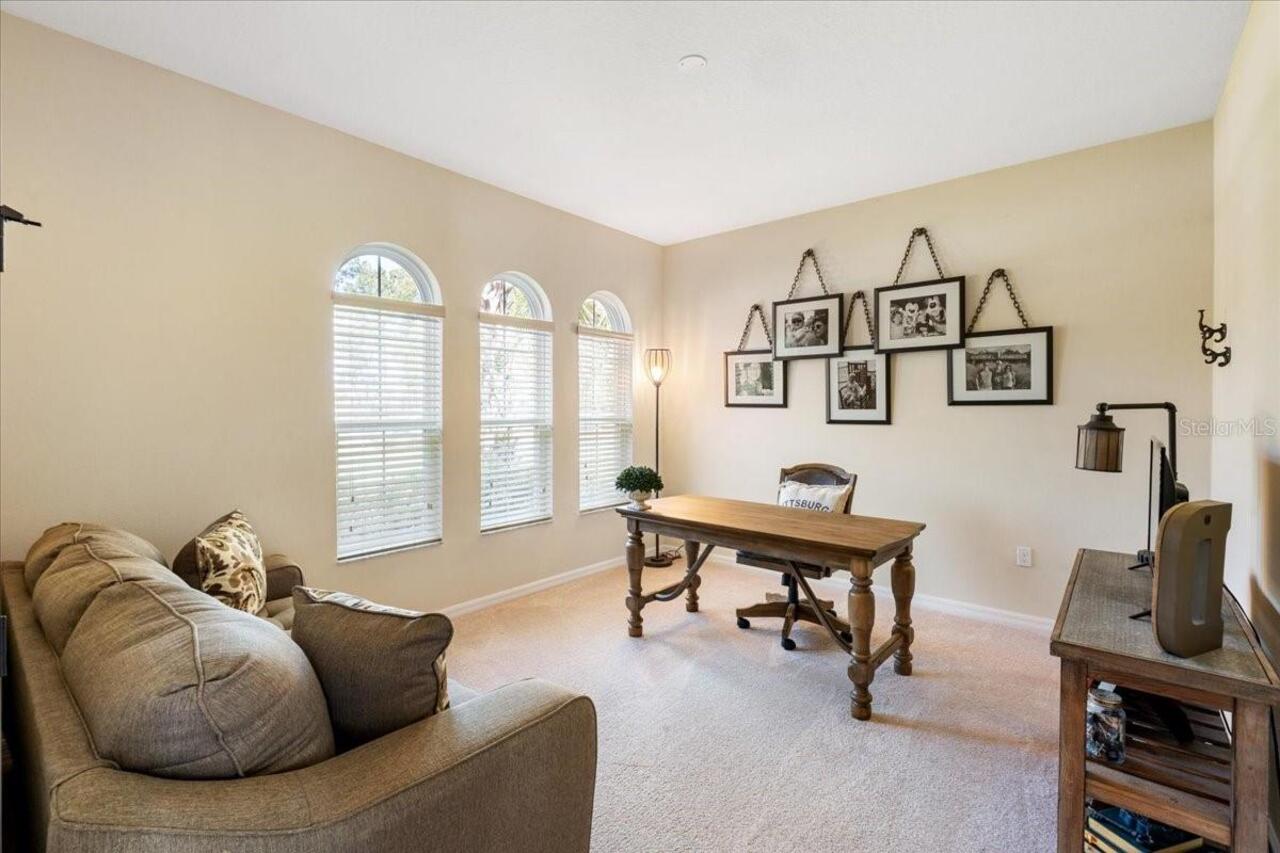 Listing Photo 9