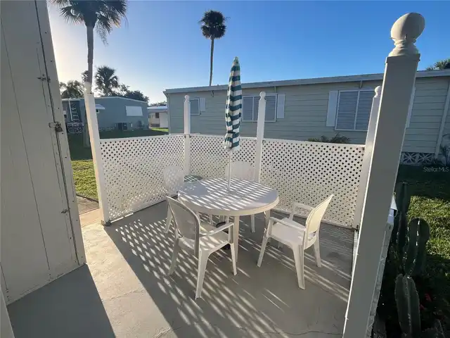 Listing Photo 6