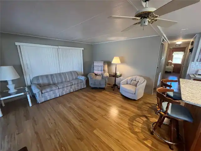 Listing Photo 15