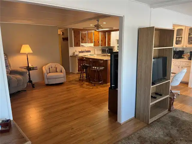 Listing Photo 19