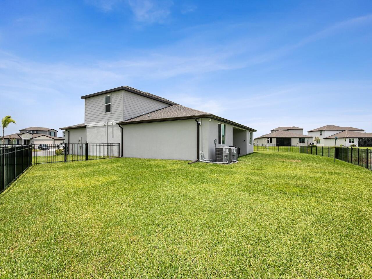 Listing Photo 34