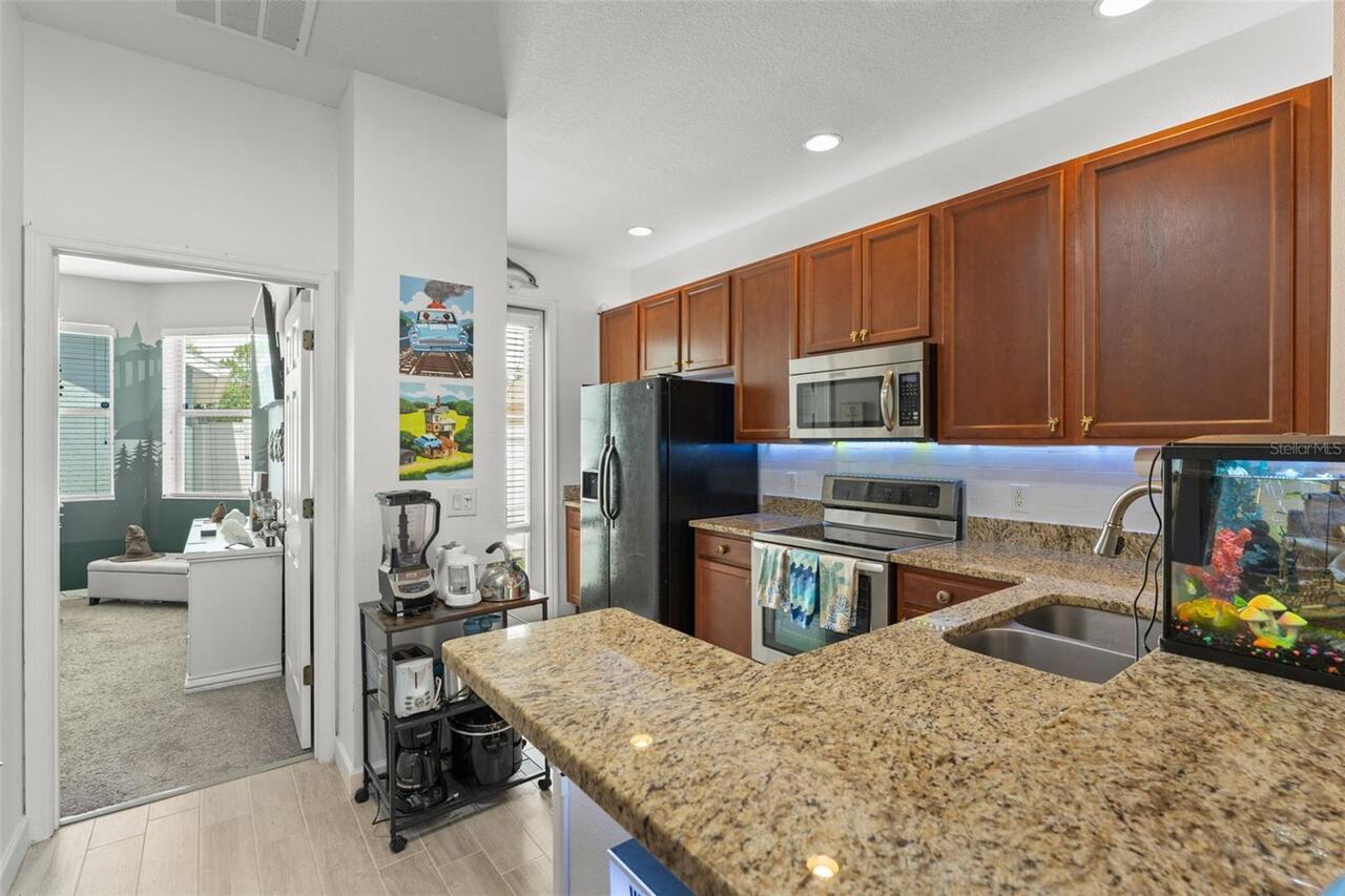 Listing Photo 10
