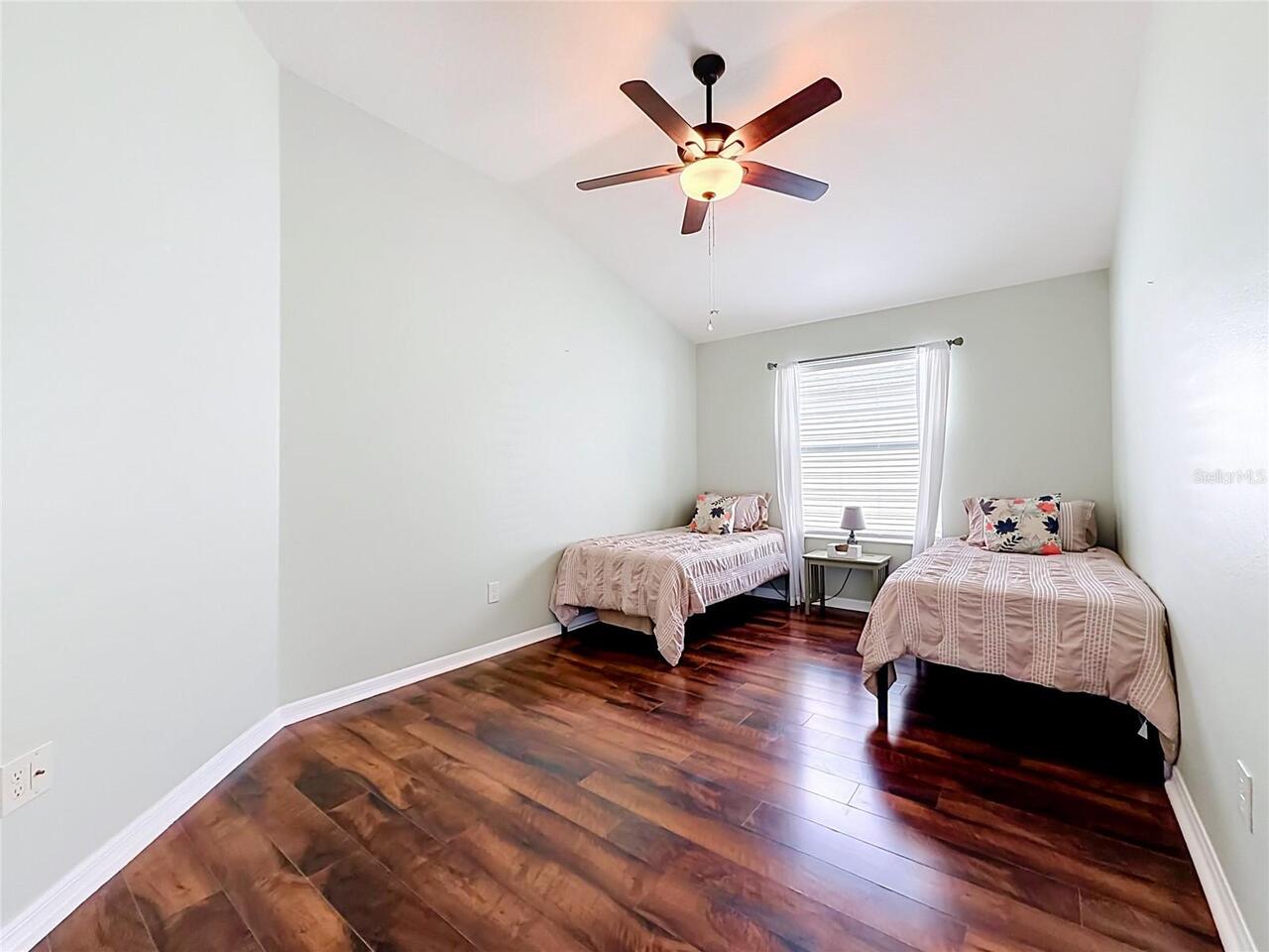 Listing Photo 32