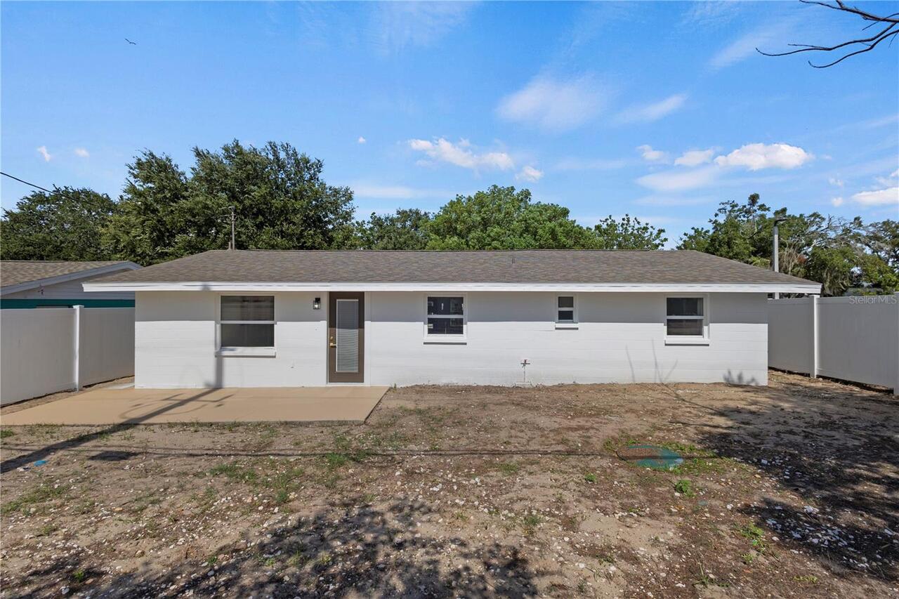 Listing Photo 14