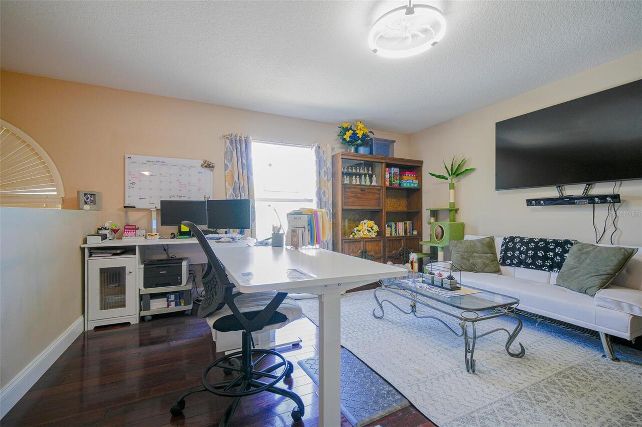 Listing Photo 15