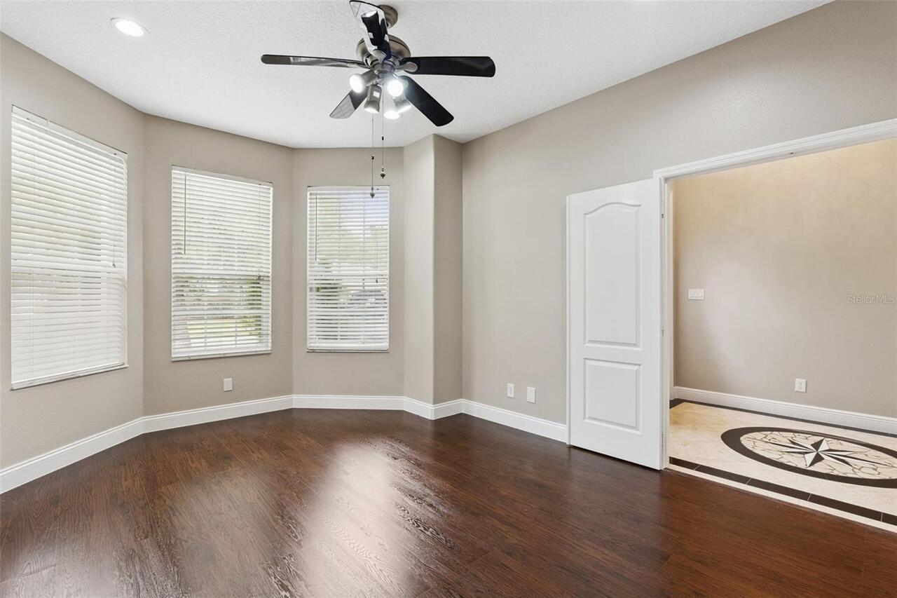 Listing Photo 16