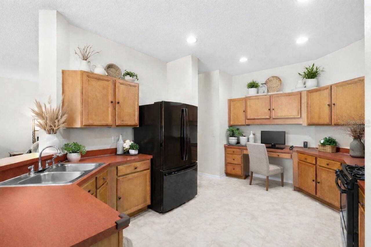 Listing Photo 8