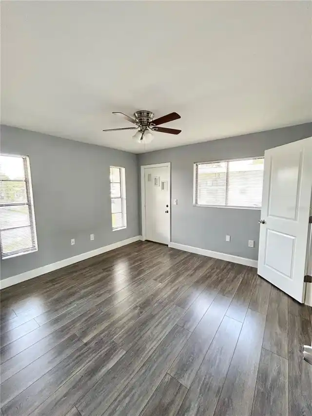 Listing Photo 32