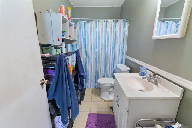 Listing Photo 8