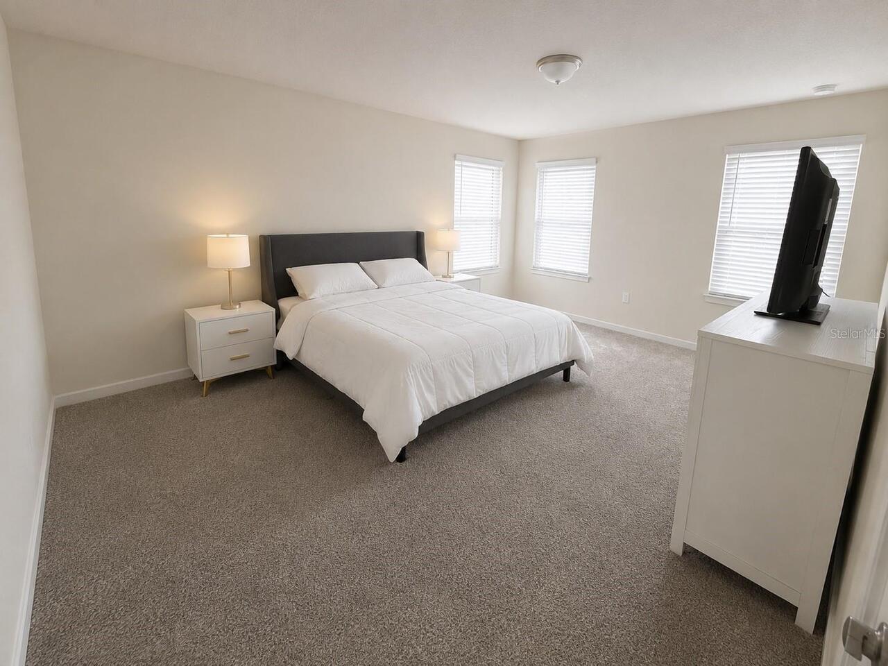 Listing Photo 32