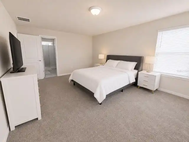Listing Photo 33