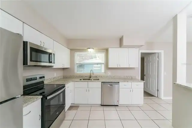 Listing Photo 7
