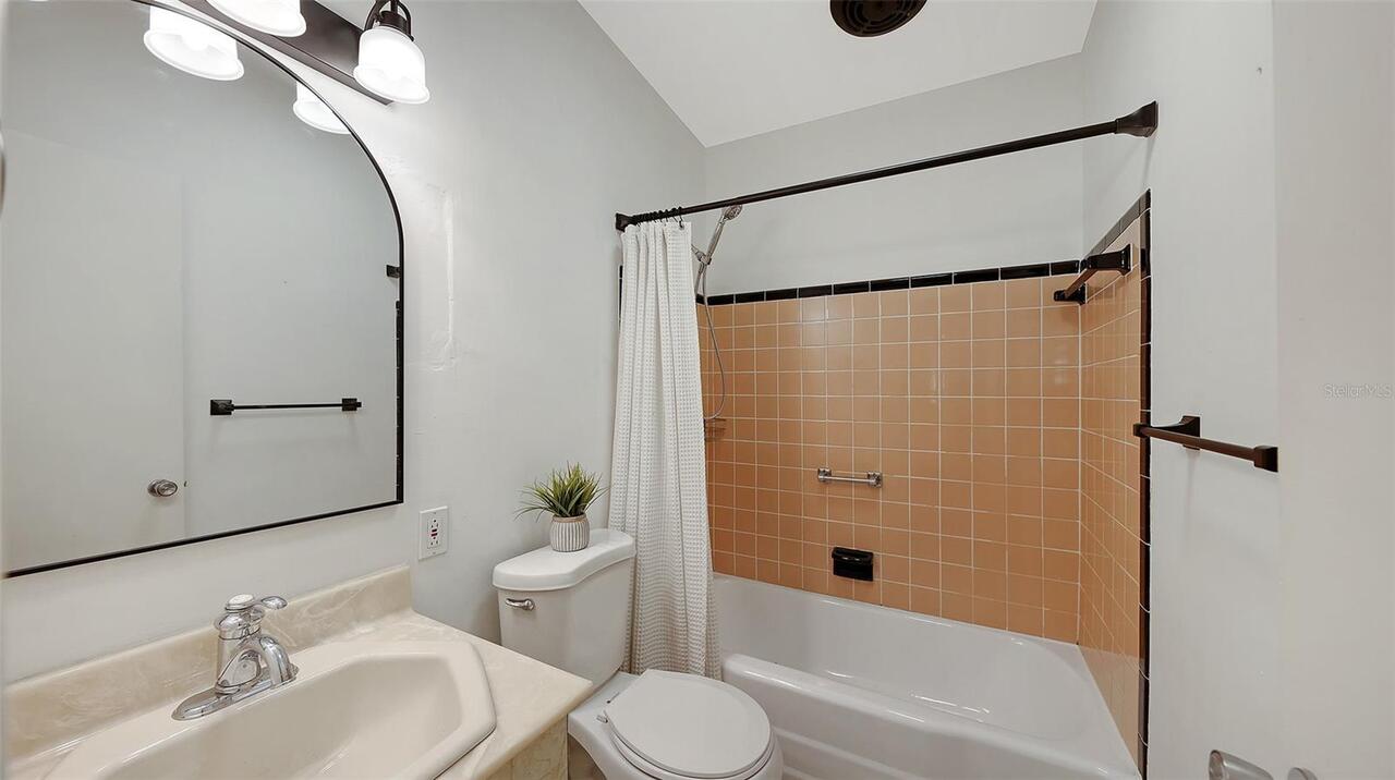 Listing Photo 24