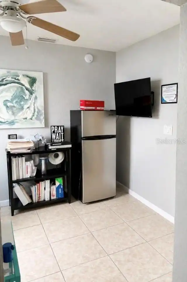 Listing Photo 17