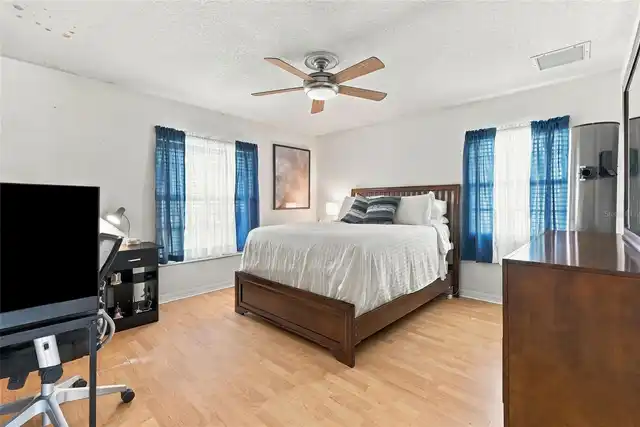 Listing Photo 27