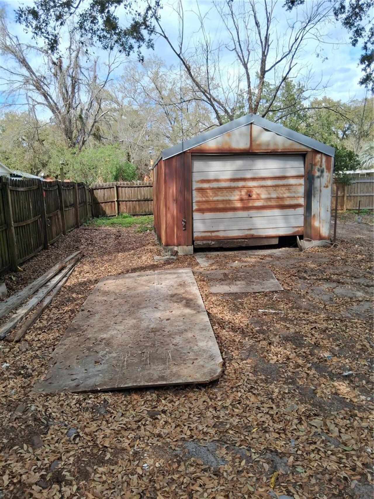 Listing Photo 12