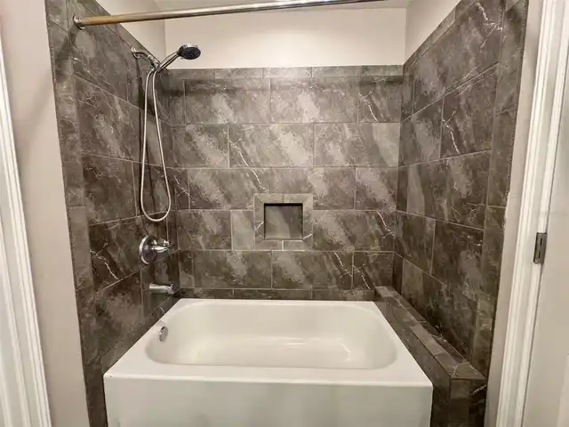 Listing Photo 16