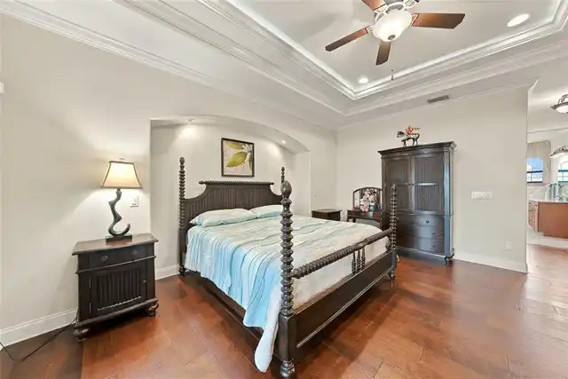 Listing Photo 16