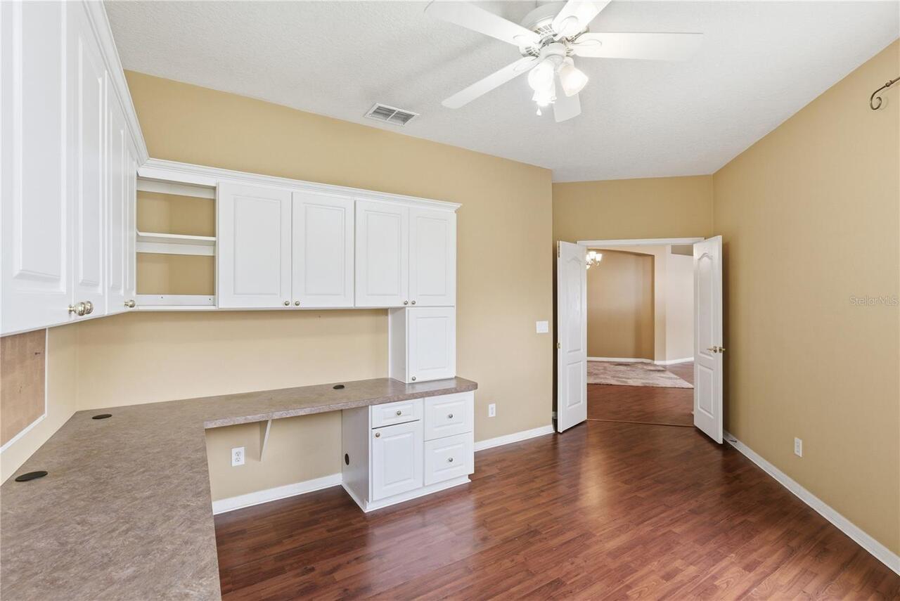 Listing Photo 14
