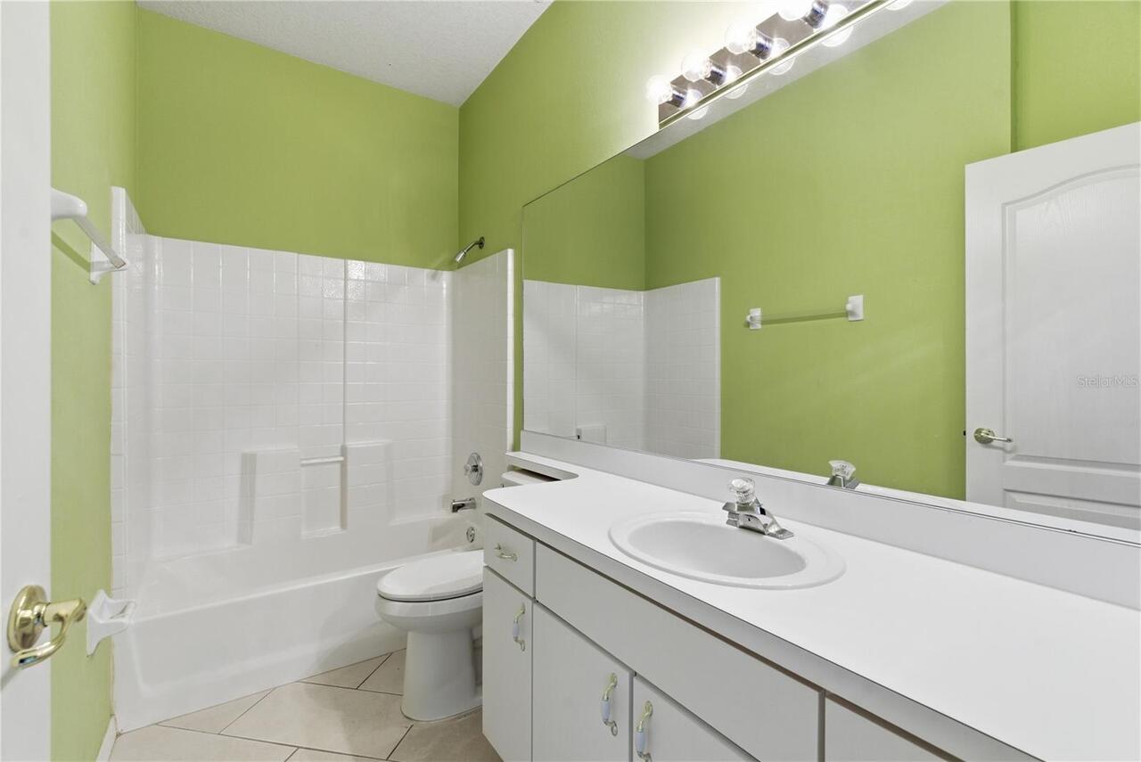 Listing Photo 17