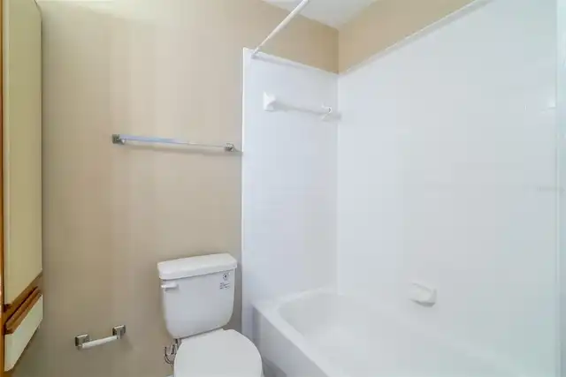 Listing Photo 20
