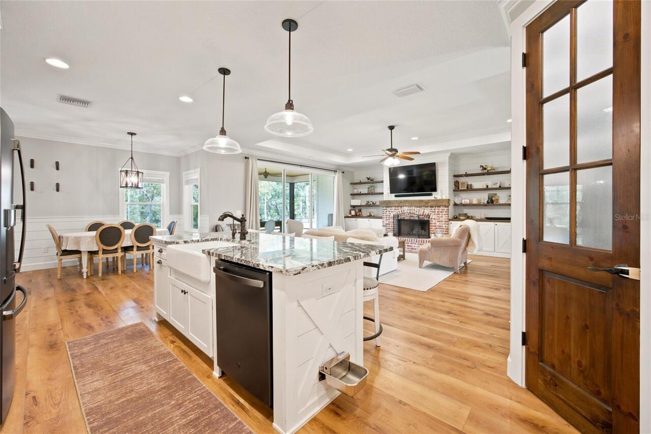 Listing Photo 18
