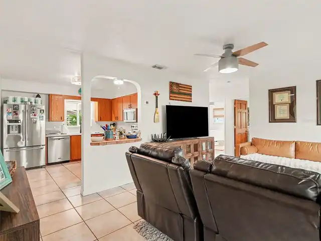 Listing Photo 19