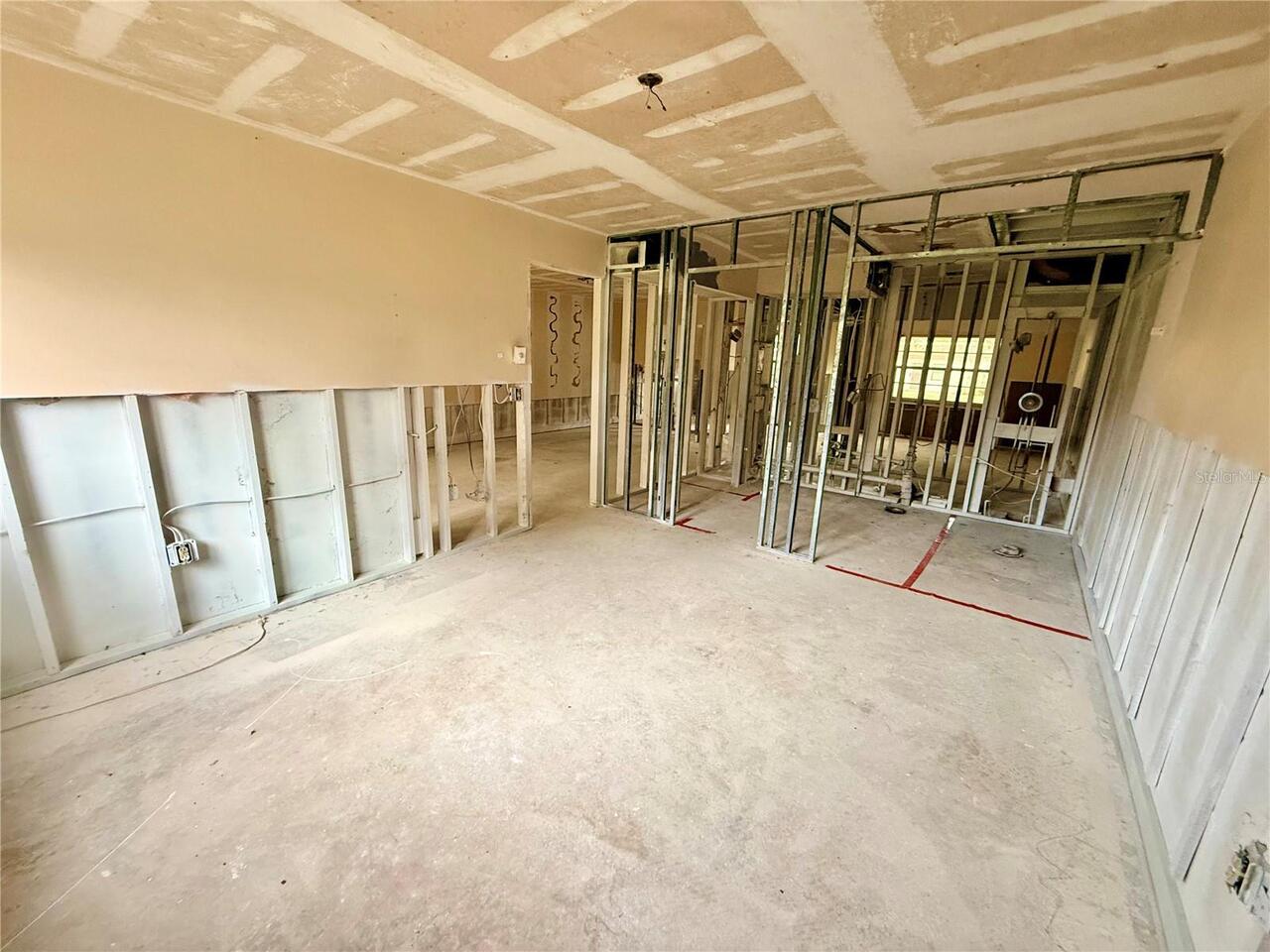 Listing Photo 9