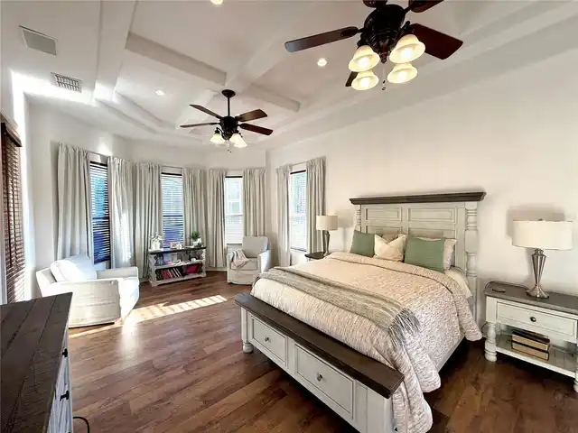 Listing Photo 22