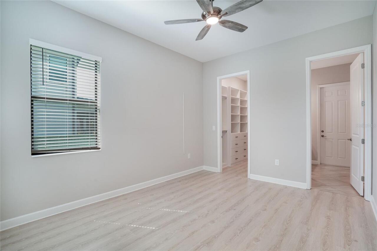 Listing Photo 33