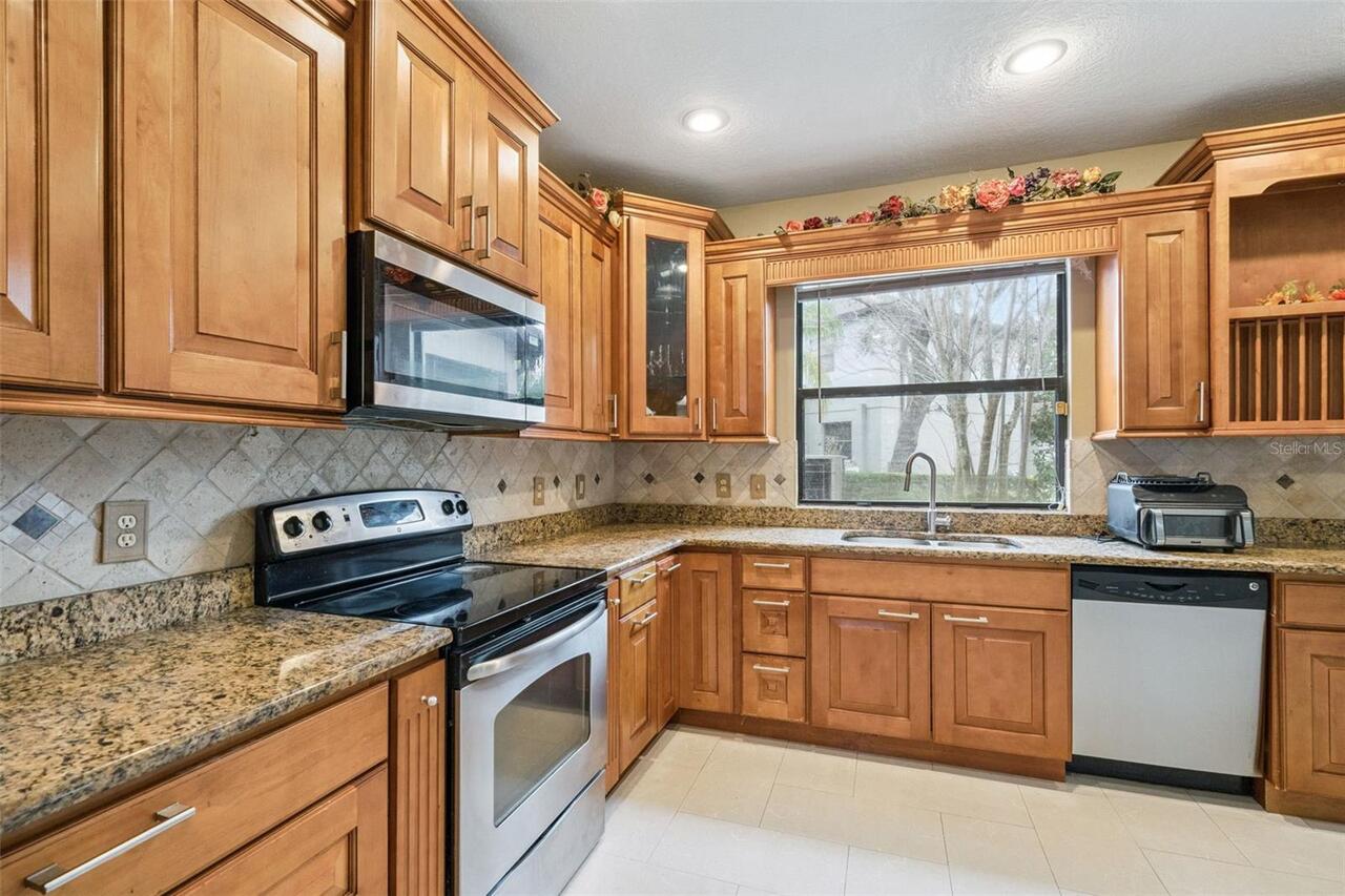Listing Photo 9