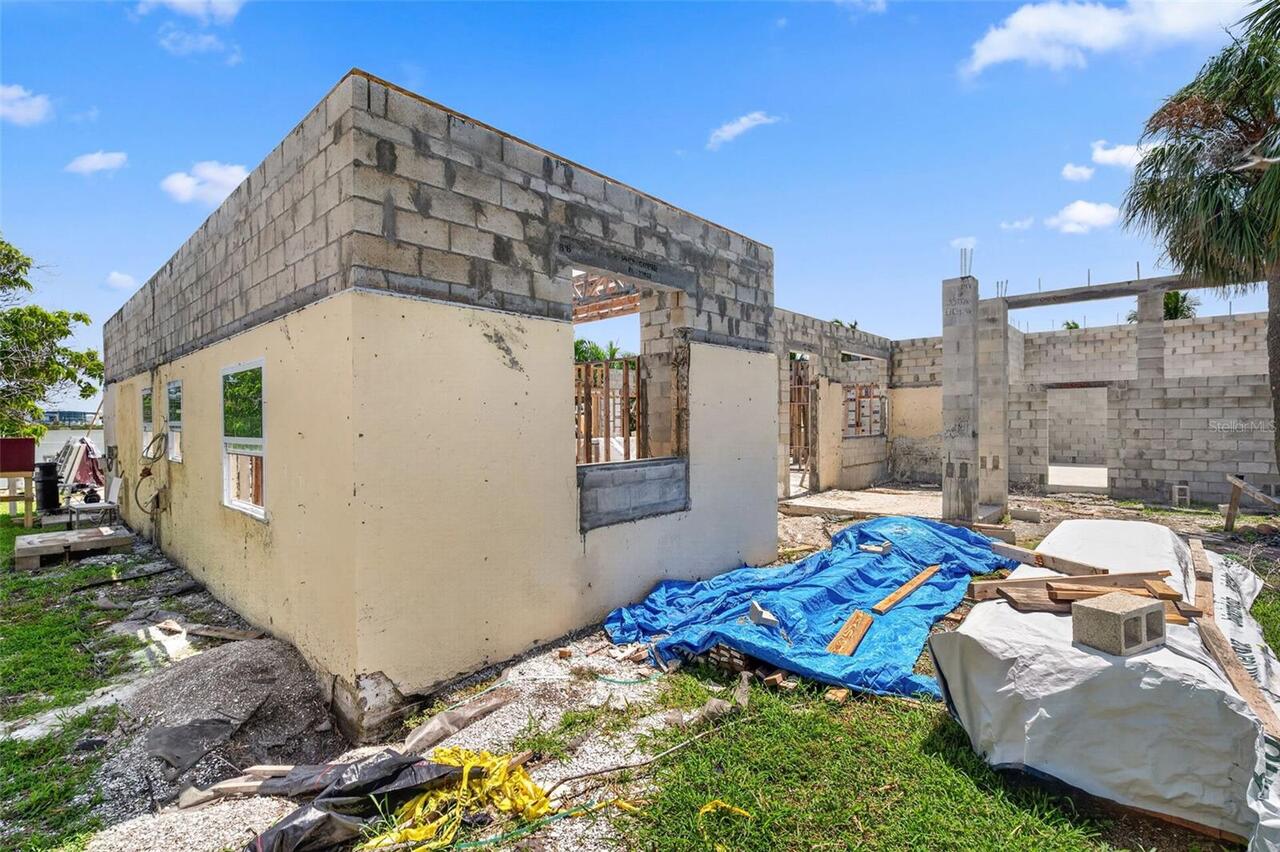 Listing Photo 9