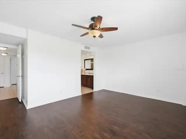 Listing Photo 26