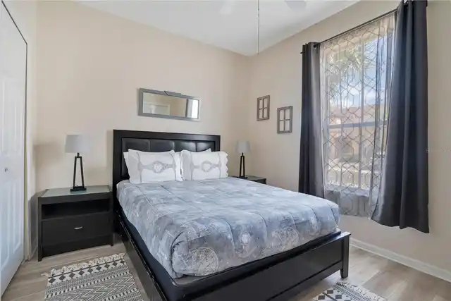 Listing Photo 14