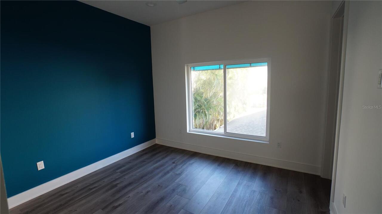 Listing Photo 33