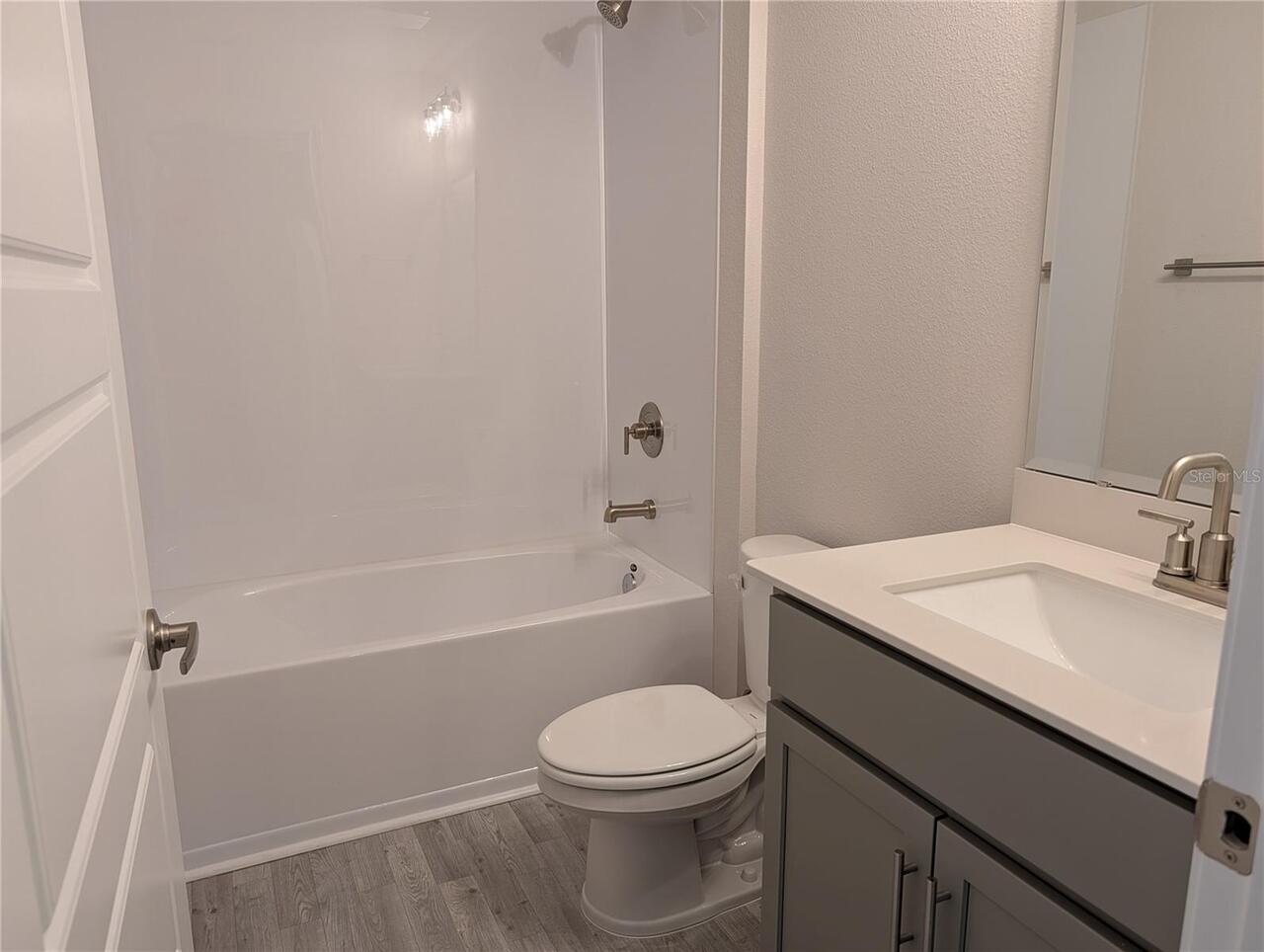 Listing Photo 16