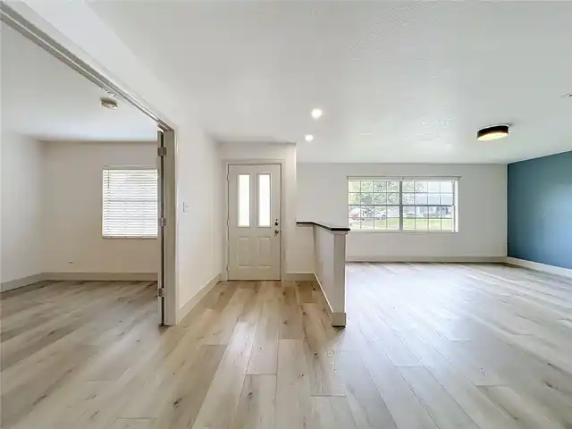 Listing Photo 7