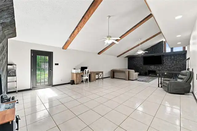 Listing Photo 29