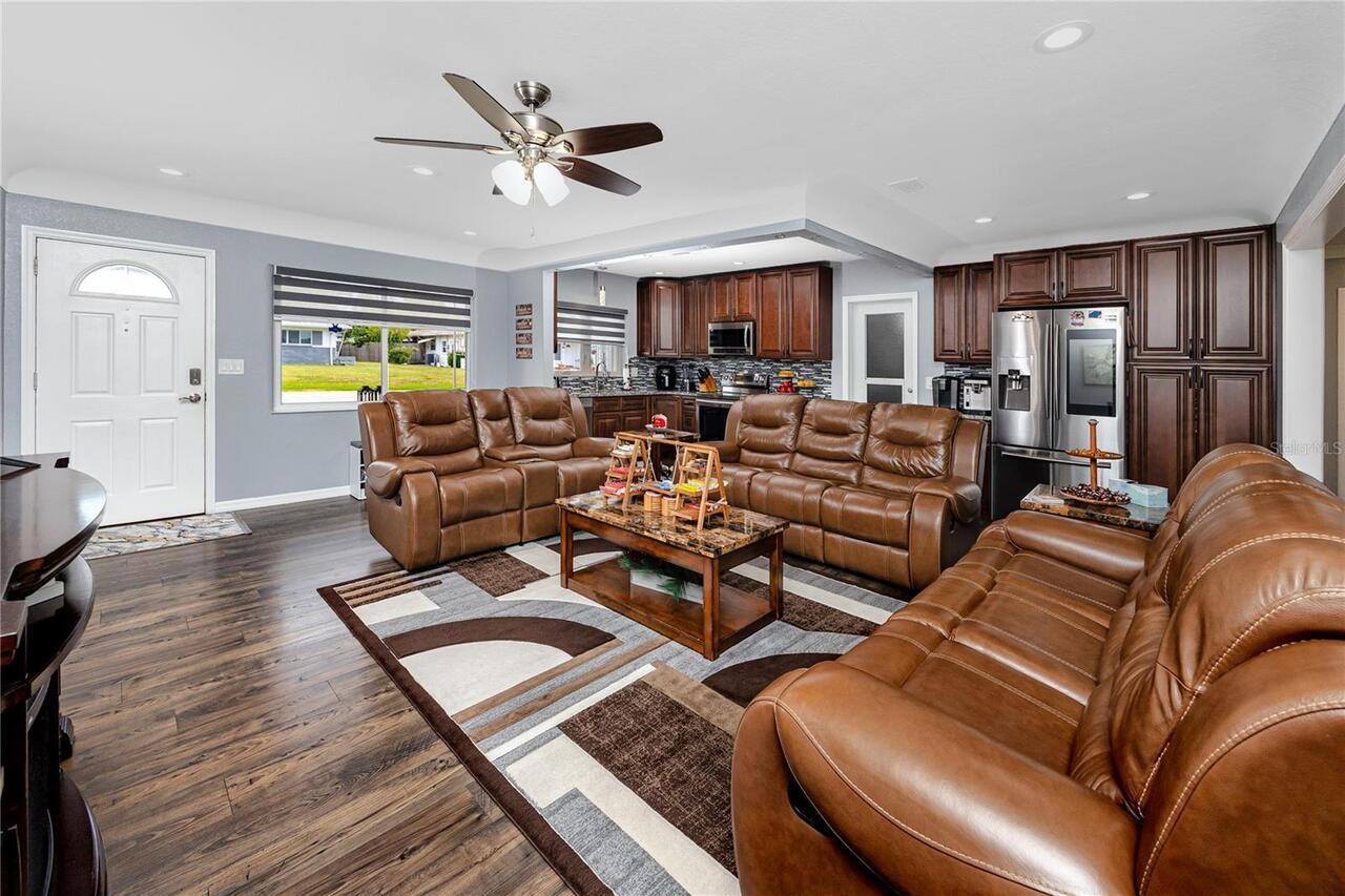 Listing Photo 7