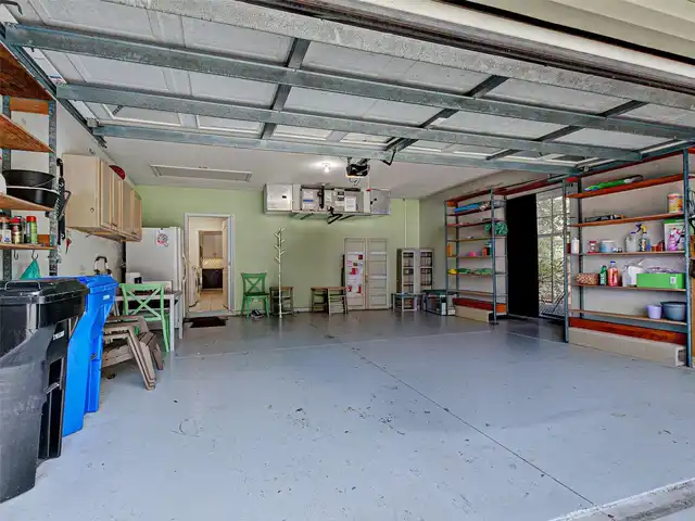 Listing Photo 33