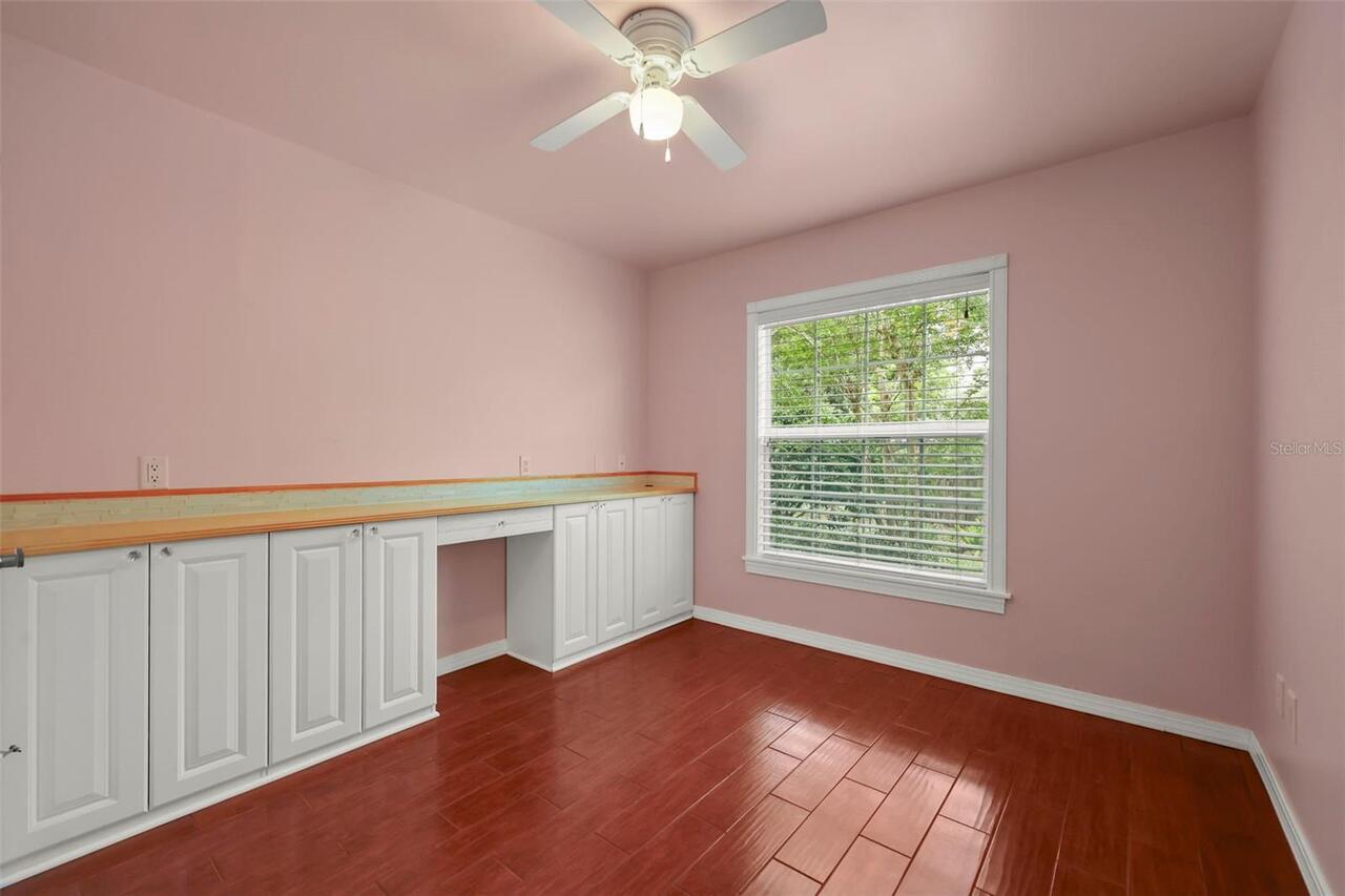 Listing Photo 17