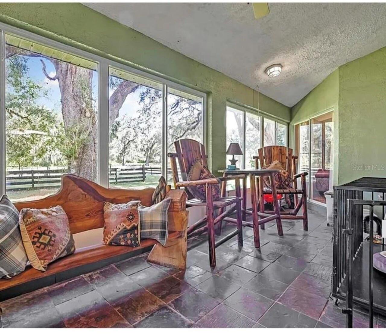 Listing Photo 22