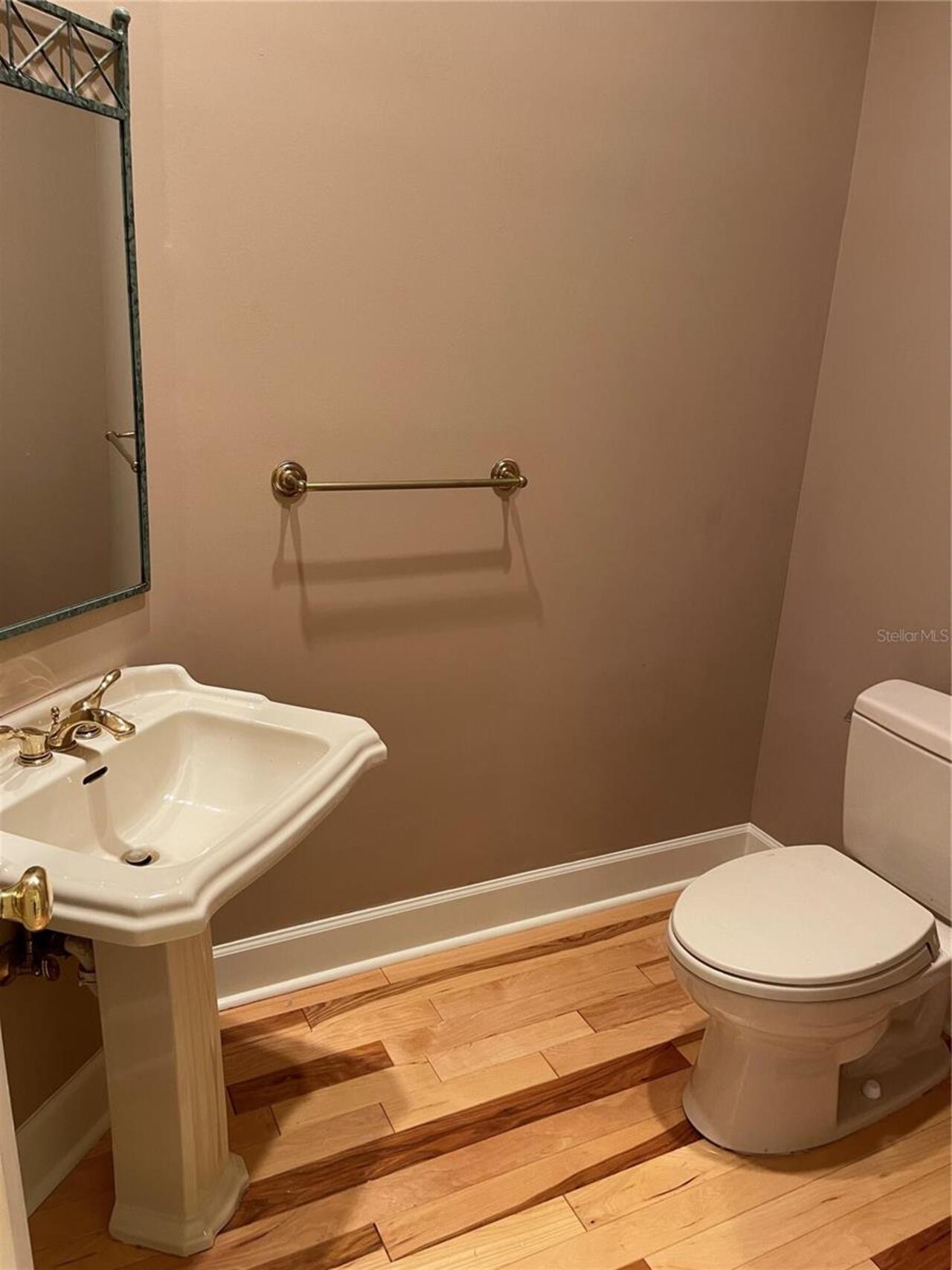 Listing Photo 17